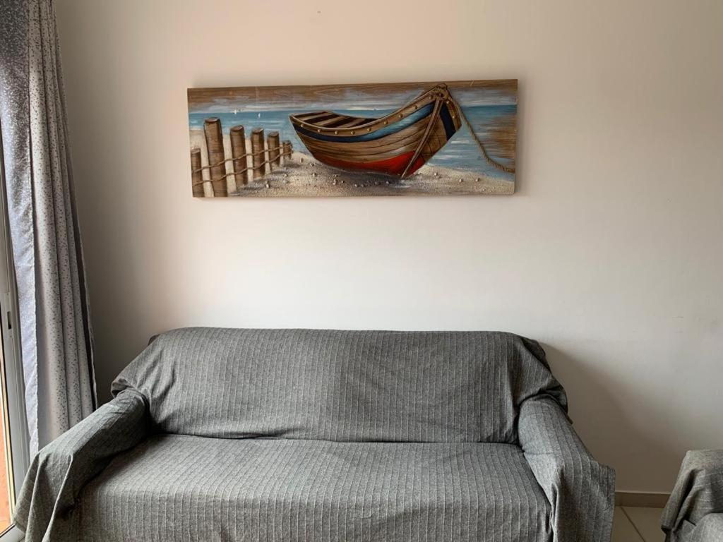 Comfortable 2 Bedroom Apartment In Popular Limnaria Gardens Paphos Exteriör bild
