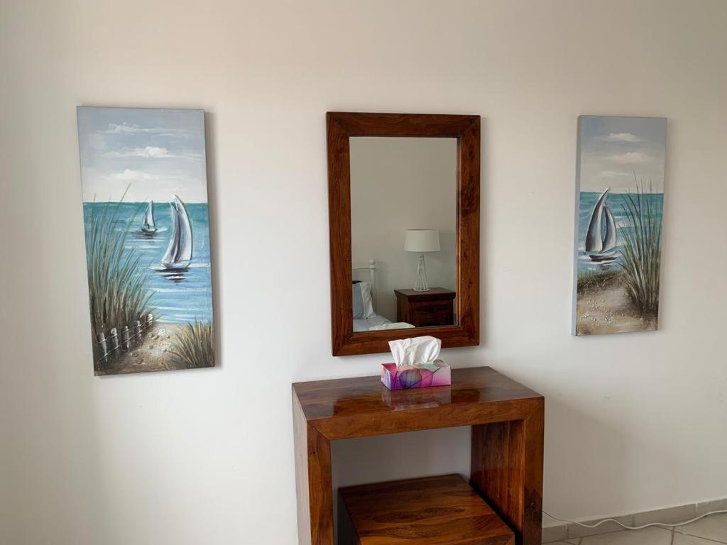 Comfortable 2 Bedroom Apartment In Popular Limnaria Gardens Paphos Exteriör bild