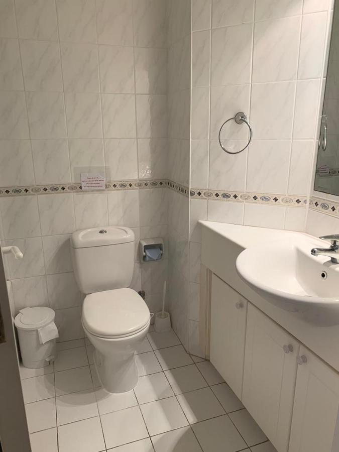 Comfortable 2 Bedroom Apartment In Popular Limnaria Gardens Paphos Exteriör bild