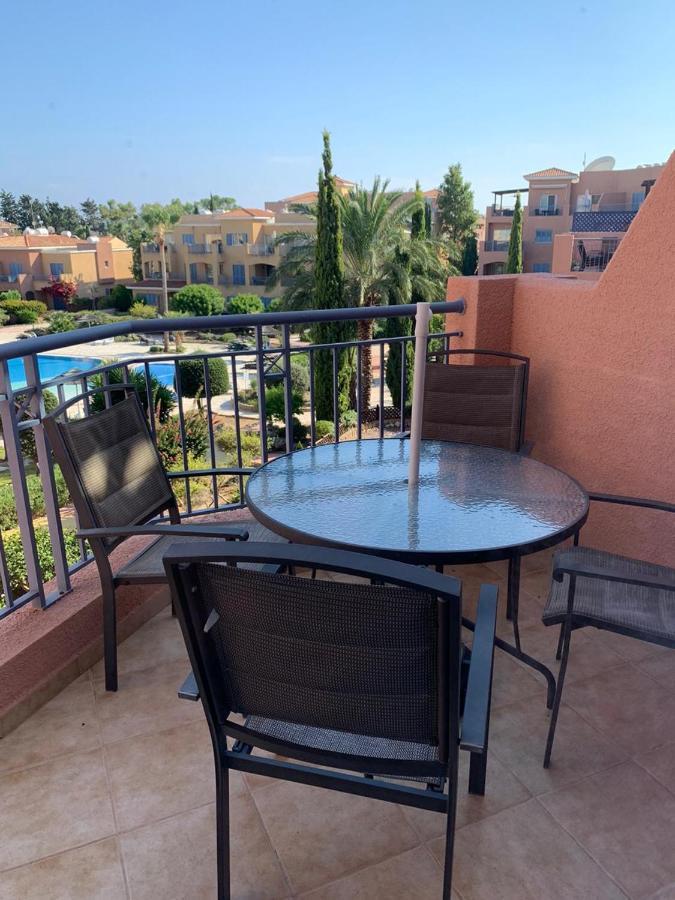 Comfortable 2 Bedroom Apartment In Popular Limnaria Gardens Paphos Exteriör bild